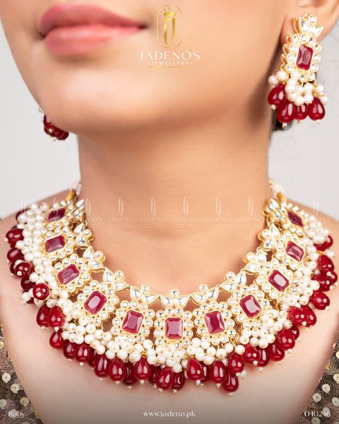 The Sohni Saaj Choker Set with Tika